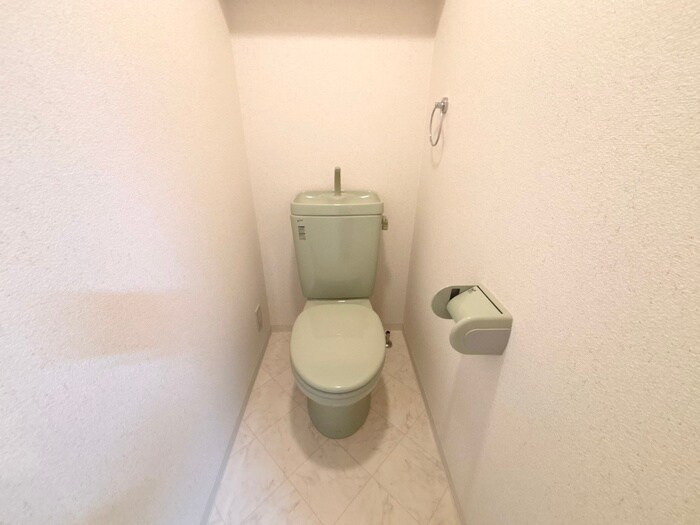 物件内観写真11　(トイレ)