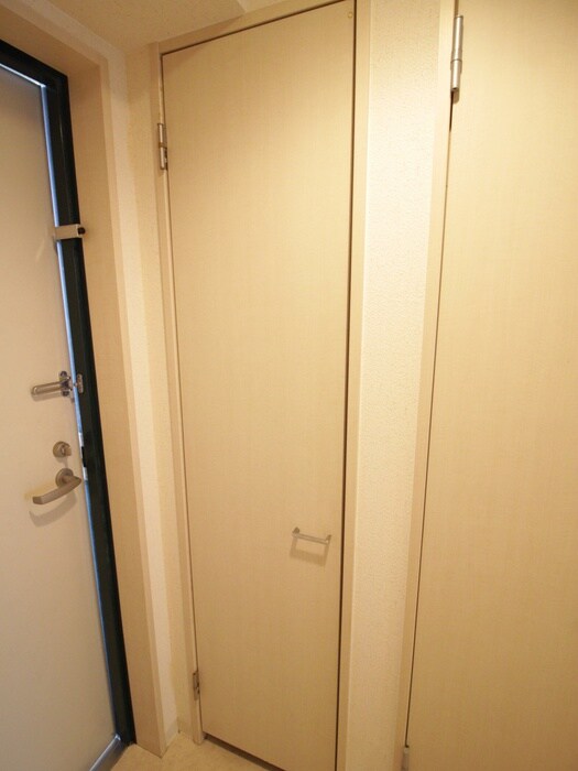 物件内観写真21　(玄関)