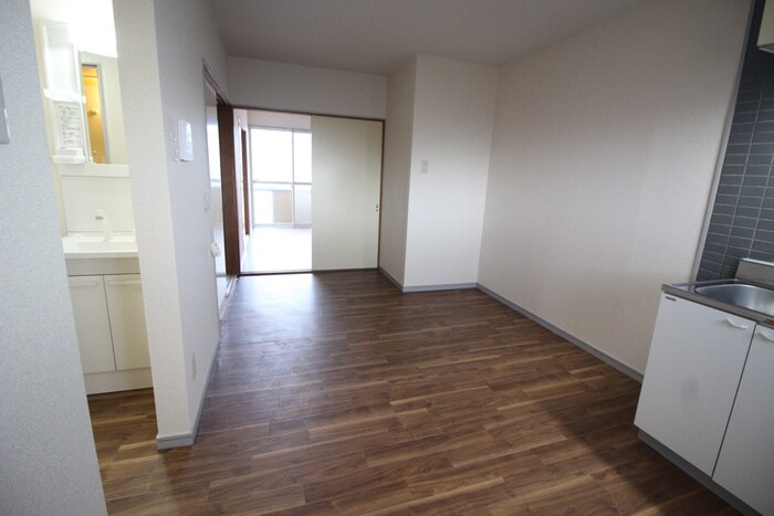 物件内観写真7　(居室)