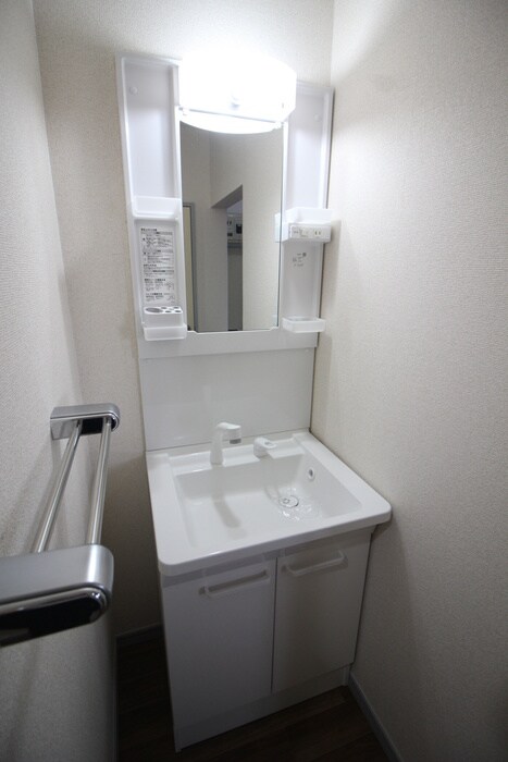 物件内観写真16　(洗面)