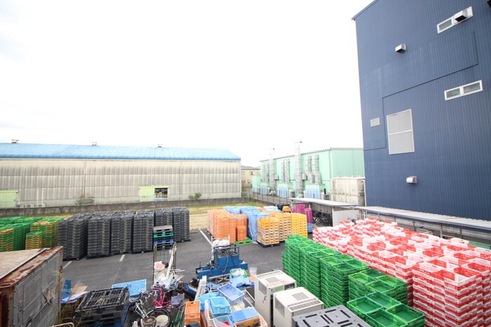 物件内観写真21　(室内からの展望)