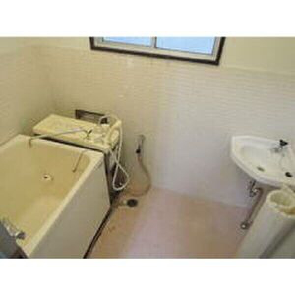 物件内観写真14　(トイレ)