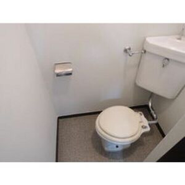 物件内観写真15　(トイレ)