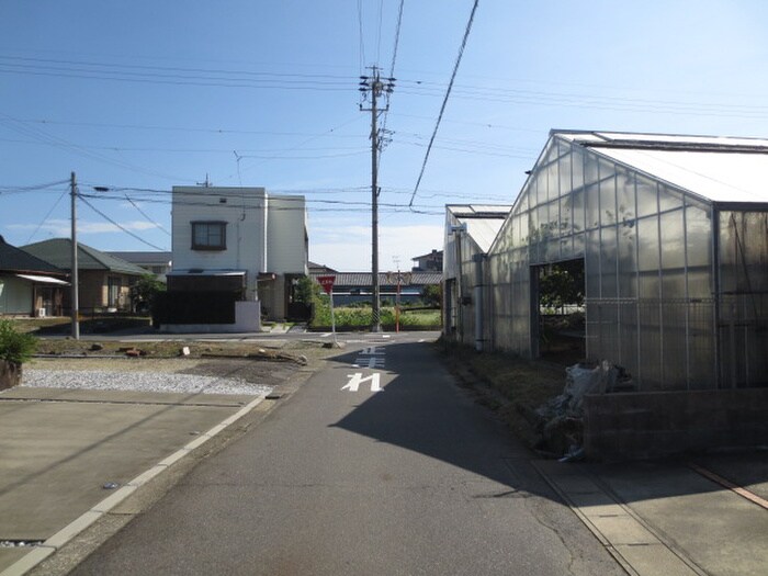 物件外観写真6　(周辺環境)