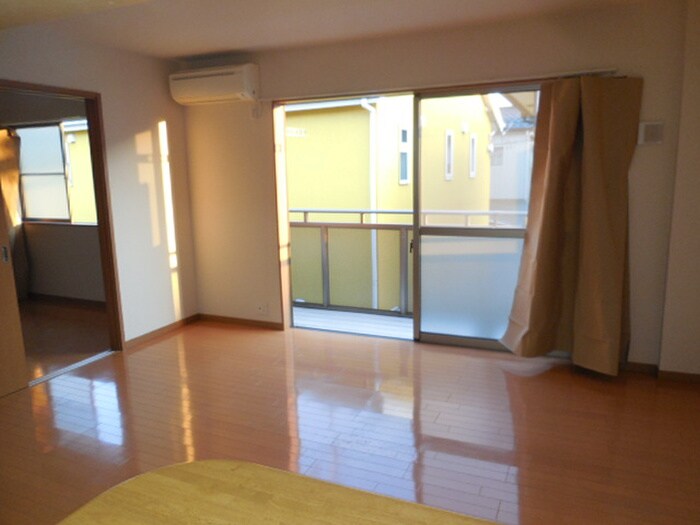 物件内観写真13　(居室)