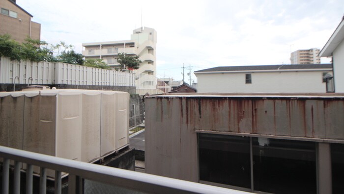 物件内観写真14　(室内からの展望)