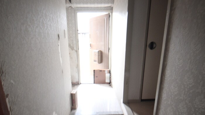 物件内観写真15　(玄関)