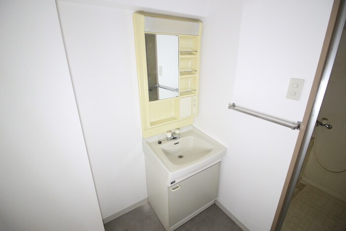 物件内観写真11　(洗面)