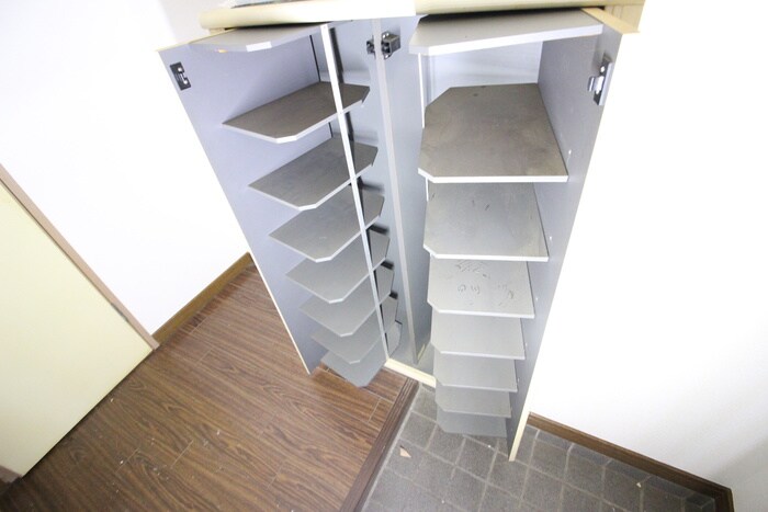 物件内観写真17　(靴箱)