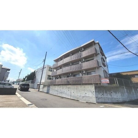 ホワイトクレイン外観写真