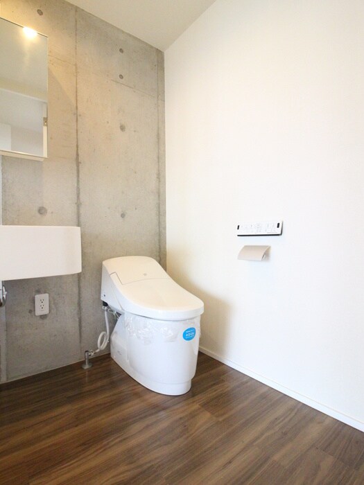 物件内観写真13　(トイレ)