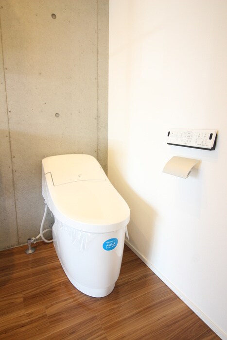 物件内観写真14　(トイレ)