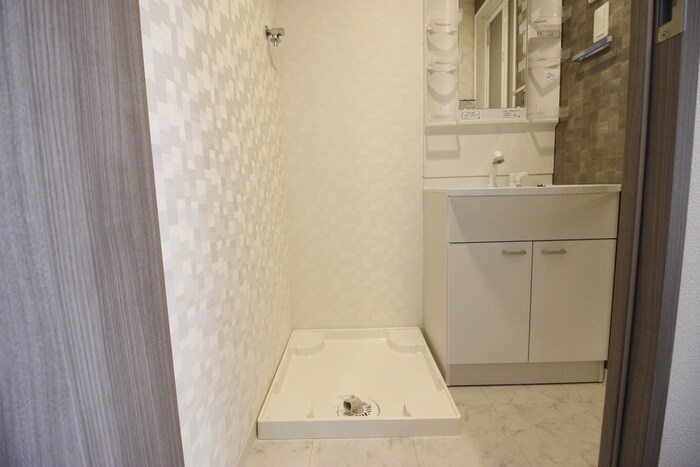 物件内観写真13　(洗濯機置場)