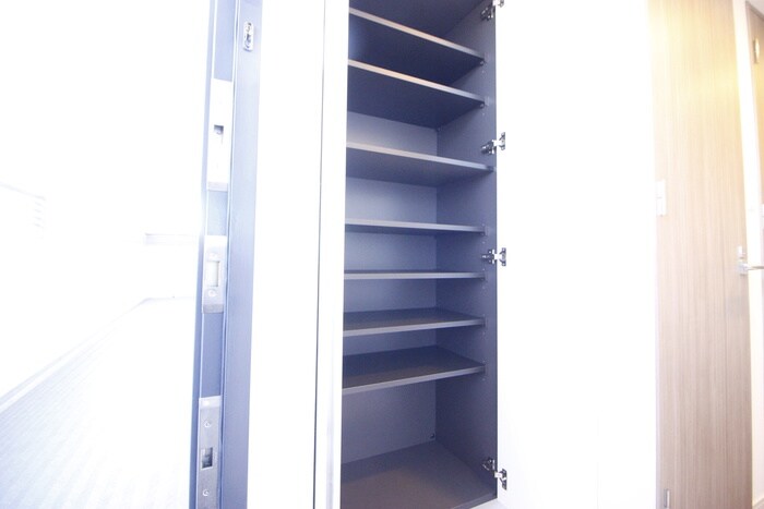 物件内観写真17　(靴箱)