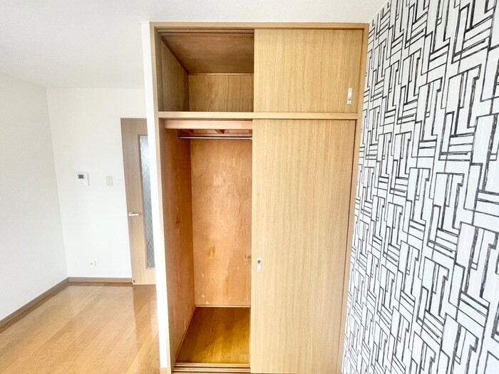物件内観写真12　(収納)