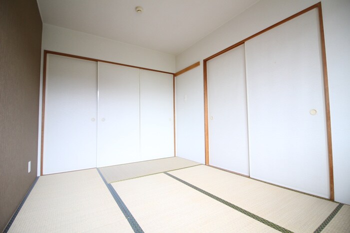 物件内観写真18　(居室)