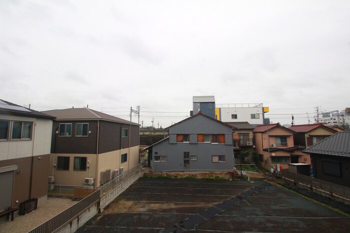 物件内観写真22　(室内からの展望)