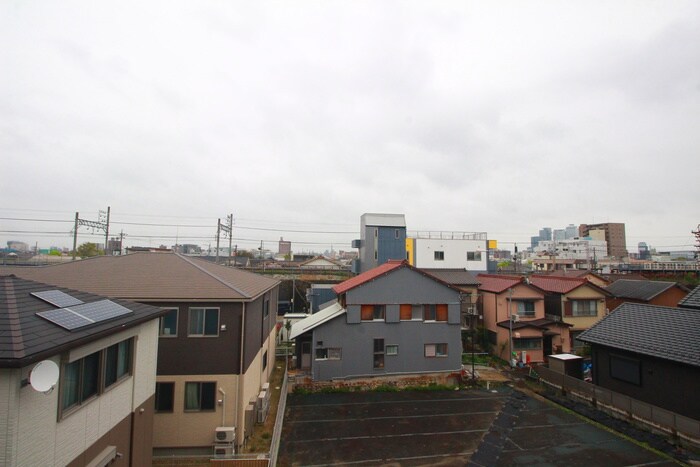 物件内観写真22　(室内からの展望)