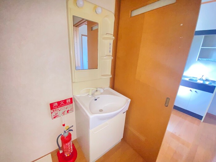 物件内観写真10　(洗面)