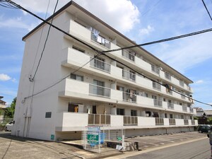 メゾンヤシロ台外観写真