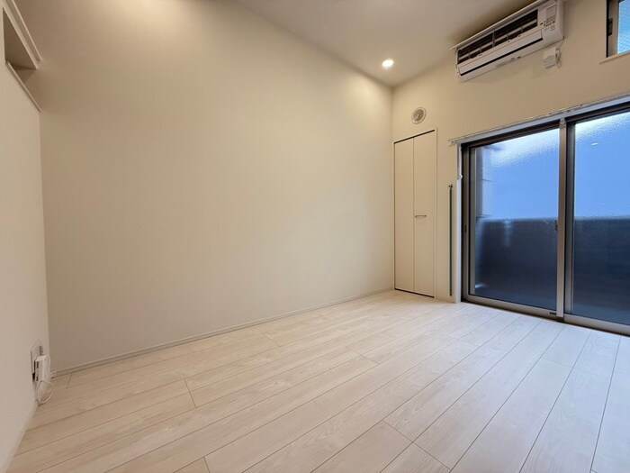 物件内観写真8　(居室)