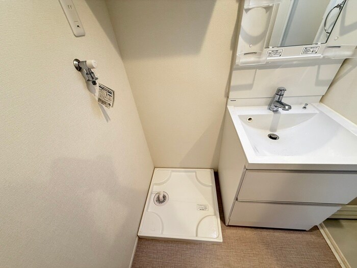 物件内観写真15　(洗濯機置場)