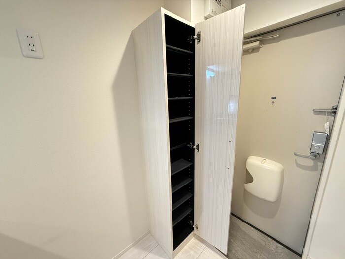 物件内観写真19　(靴箱)