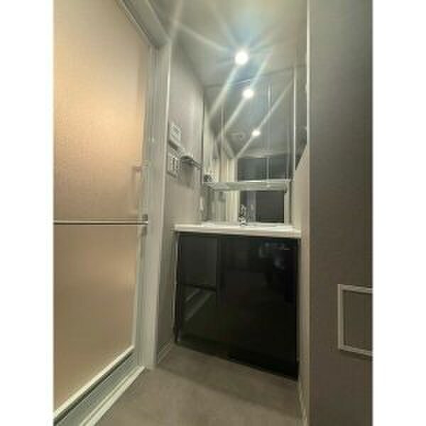 物件内観写真10　(洗面)