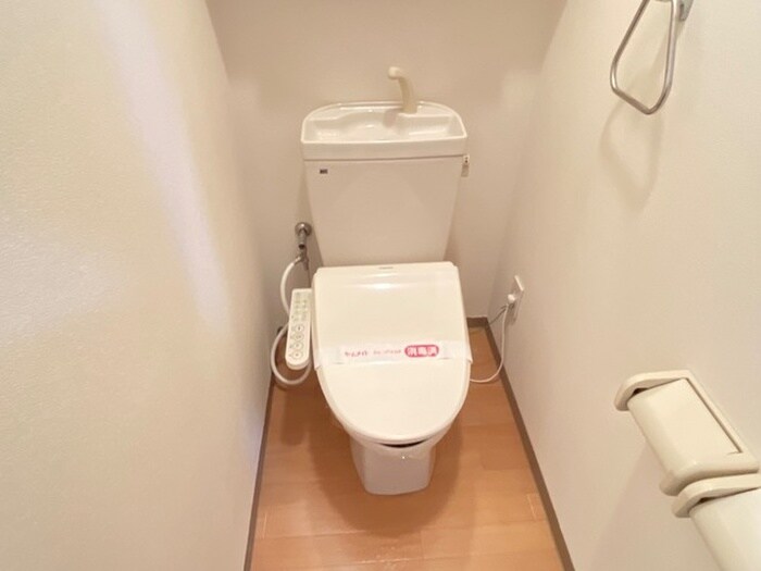 物件内観写真14　(トイレ)