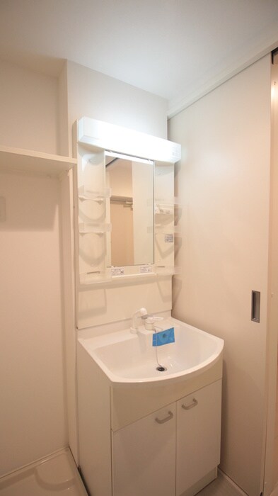 物件内観写真9　(洗面)