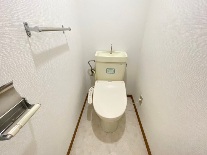 物件内観写真13　(トイレ)