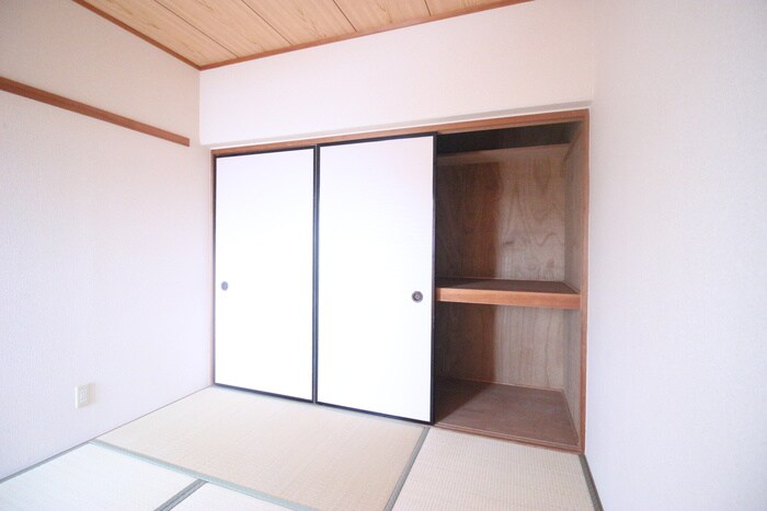 物件内観写真14　(収納)