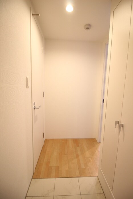 物件内観写真19　(玄関)