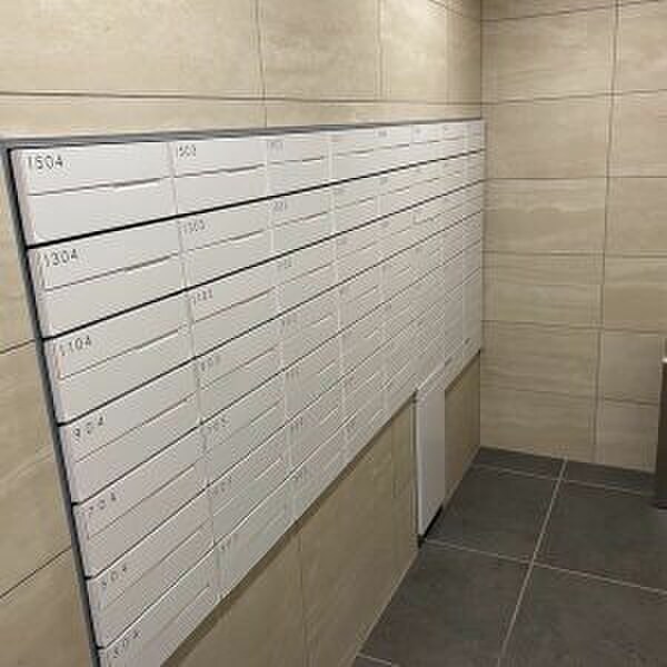 物件外観写真4　(建物設備)