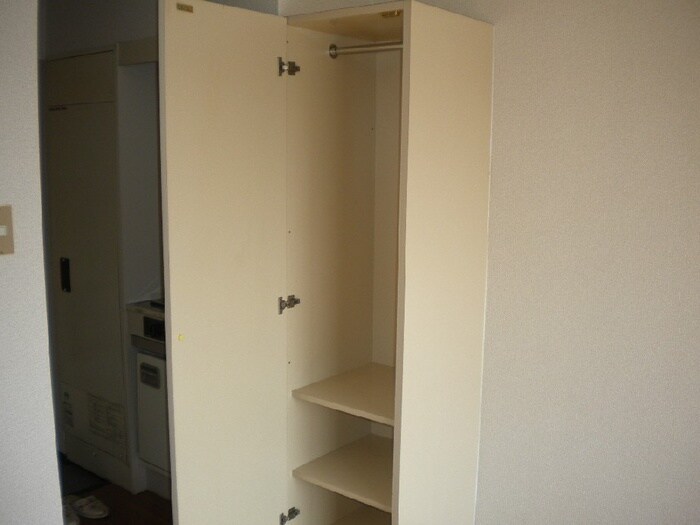 物件内観写真8　(収納)
