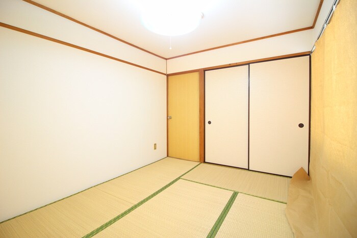 物件内観写真18　(居室)