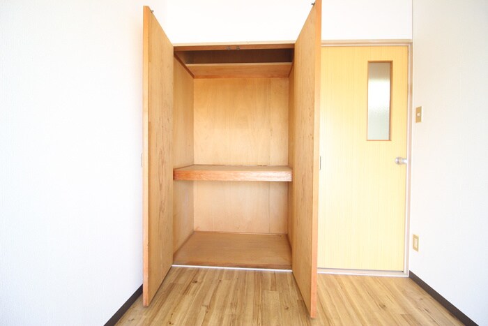 物件内観写真22　(収納)