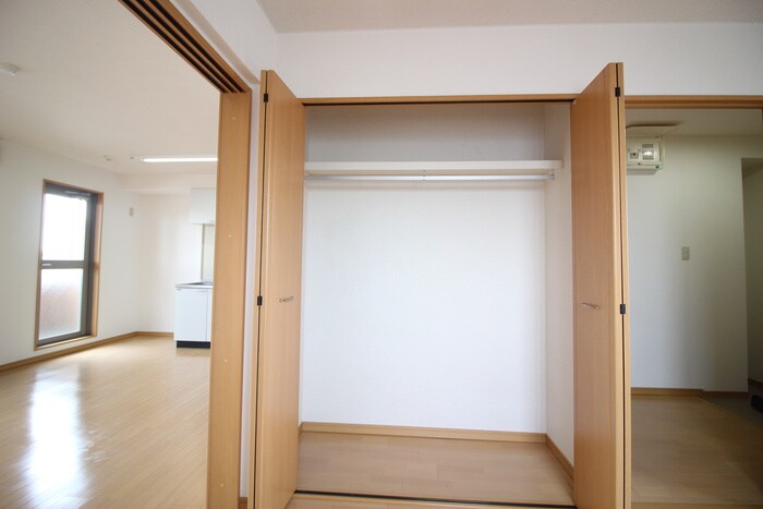 物件内観写真8　(収納)