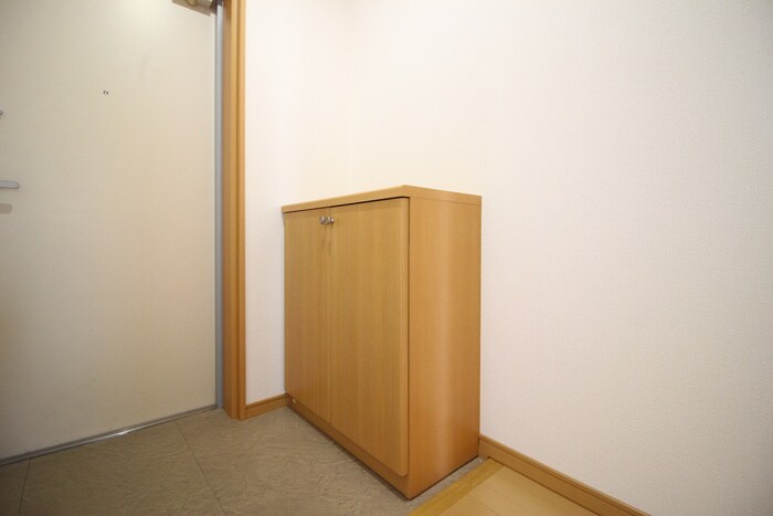 物件内観写真10　(靴箱)