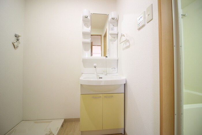 物件内観写真12　(洗面)