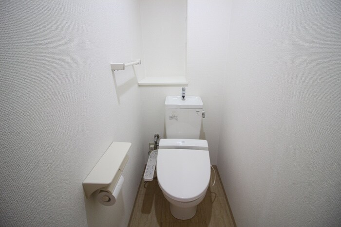 物件内観写真14　(トイレ)