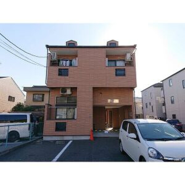 物件外観写真4　(駐車場)