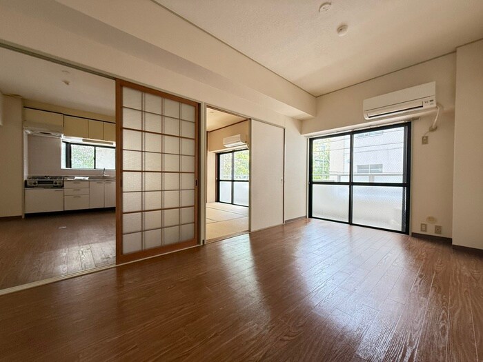 物件内観写真7　(居室)