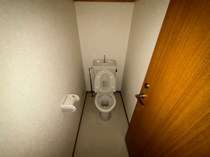 物件内観写真13　(トイレ)