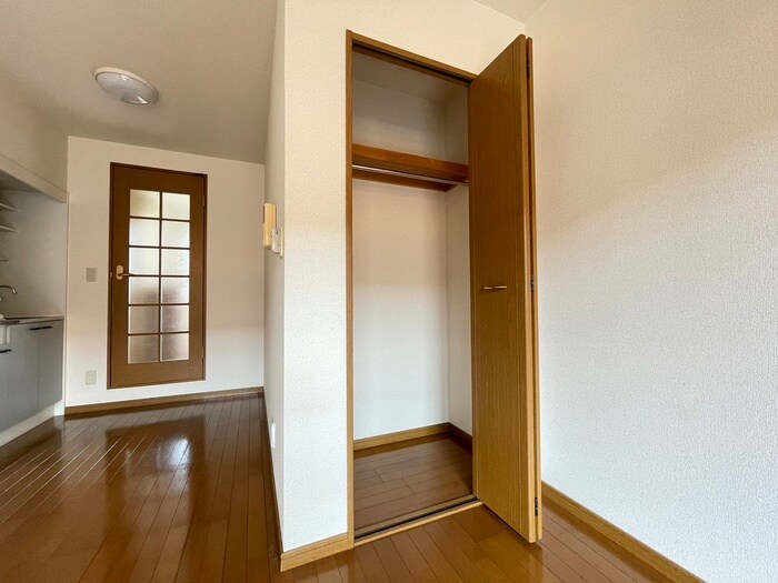 物件内観写真13　(収納)