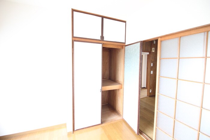 物件内観写真10　(収納)