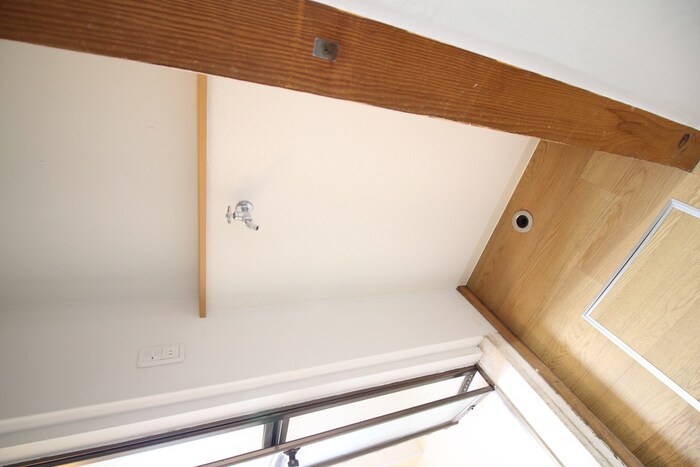 物件内観写真14　(洗濯機置場)