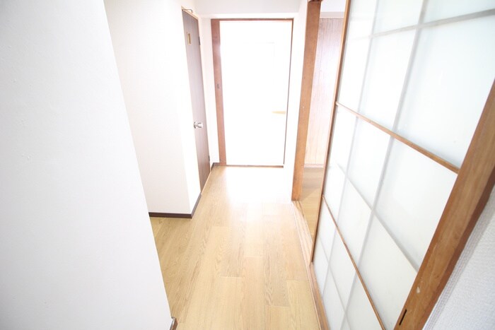 物件内観写真22　(廊下)