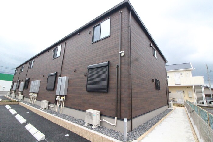 物件外観写真2　(外観写真)