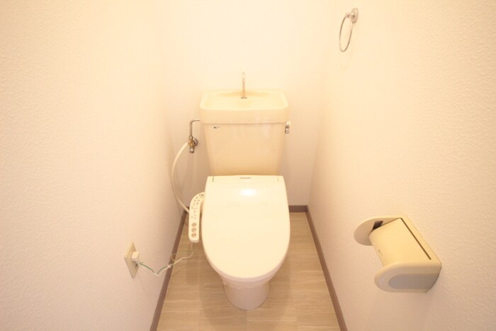 物件内観写真12　(トイレ)